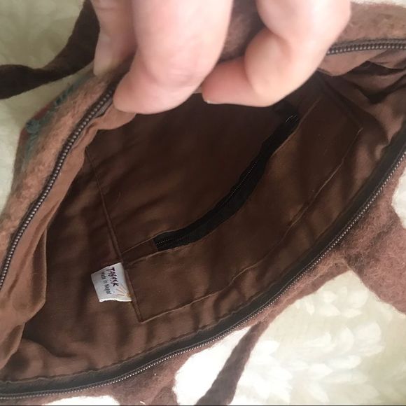 Tabask Felt Wool Tote Bag Fall leaves Handcrafted - Picture 6 of 13